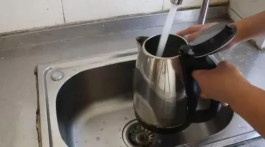 恬净净水器-煮开水